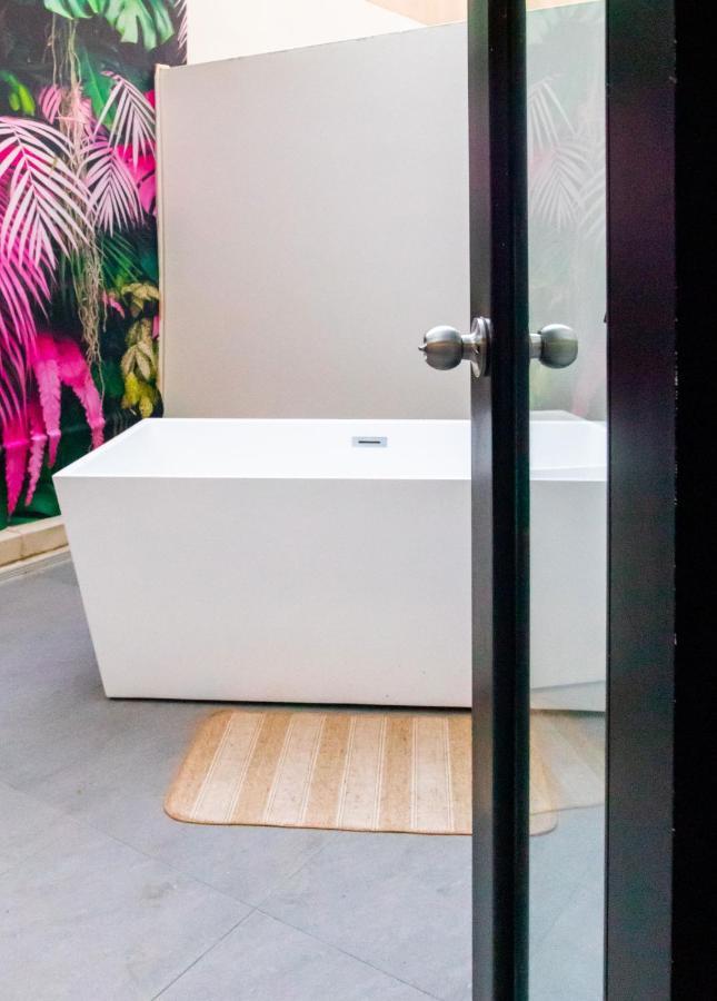 The Ivy Hotel (Adults Only) San Juan Exteriör bild